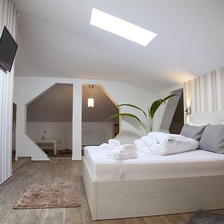 Hotel Nova Residence Popesti-Leordeni Номер фото
