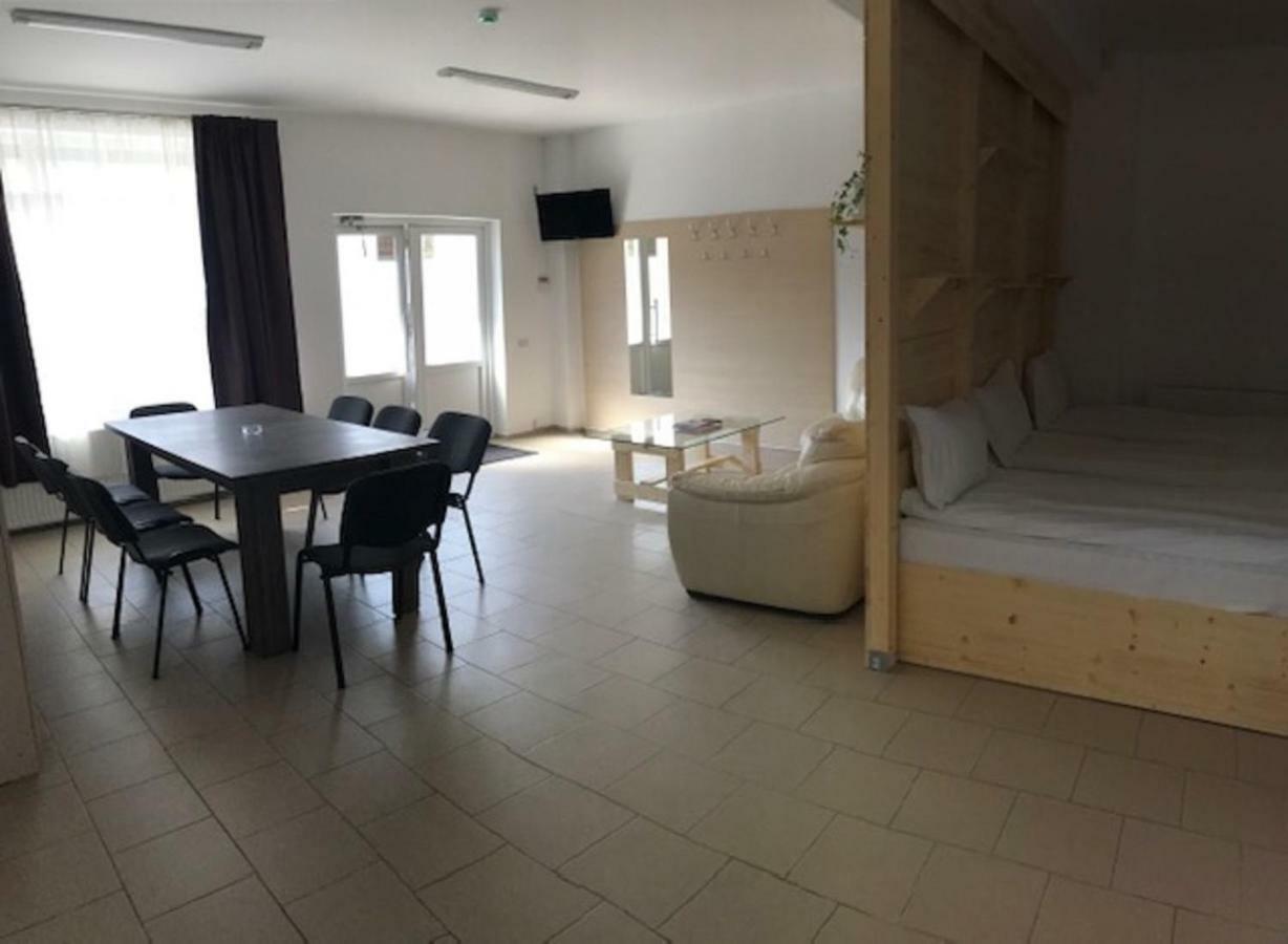 Hotel Nova Residence Popesti-Leordeni Экстерьер фото