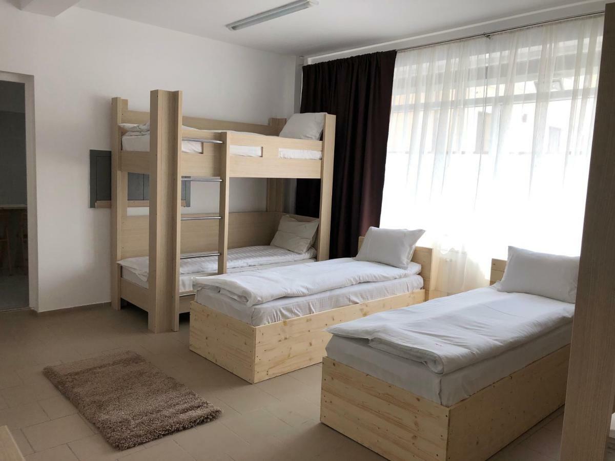 Hotel Nova Residence Popesti-Leordeni Экстерьер фото