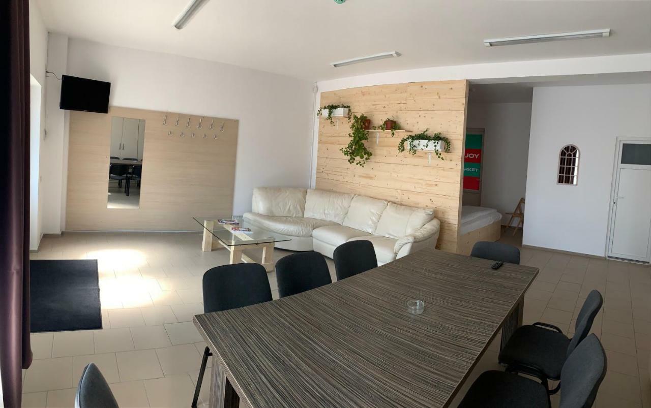 Hotel Nova Residence Popesti-Leordeni Экстерьер фото