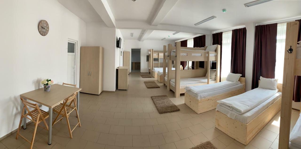 Hotel Nova Residence Popesti-Leordeni Экстерьер фото